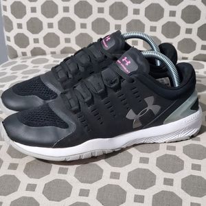 Under Armour Charged Stunner